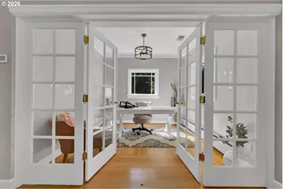 850 E Beacon Dr, Eugene, OR 97404 - Photo 5