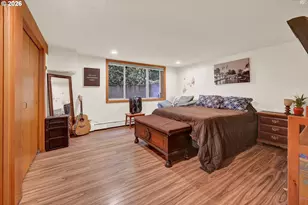 850 E Beacon Dr, Eugene, OR 97404 - Photo 25