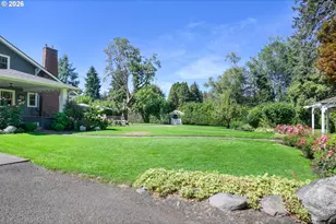 850 E Beacon Dr, Eugene, OR 97404 - Photo 35