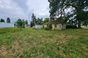 1100 E Santiam St, Stayton, OR 97383 - Photo 9