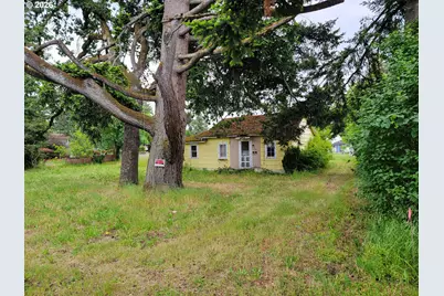 1100 E Santiam St, Stayton, OR 97383 - Photo 1