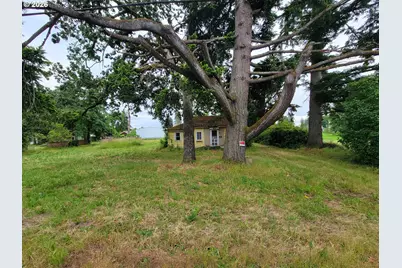 1100 E Santiam St, Stayton, OR 97383 - Photo 3