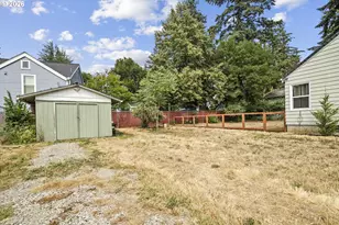 3303 SE 129th Ave, Portland, OR 97236 - Photo 43