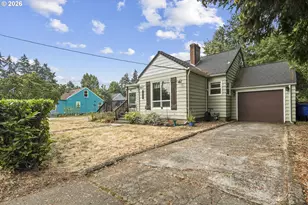 3303 SE 129th Ave, Portland, OR 97236 - Photo 3
