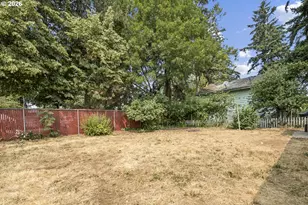 3303 SE 129th Ave, Portland, OR 97236 - Photo 37