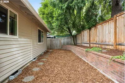 11856 SW Wilton Ave, Portland, OR 97223 - Photo 21
