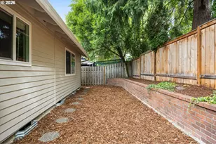 11856 SW Wilton Ave, Portland, OR 97223 - Photo 21