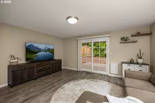 11856 SW Wilton Ave, Portland, OR 97223 - Photo 9