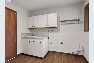 5915 SW Illinois St, Portland, OR 97221 - Photo 29