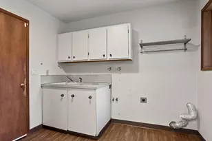 5915 SW Illinois St, Portland, OR 97221 - Photo 29