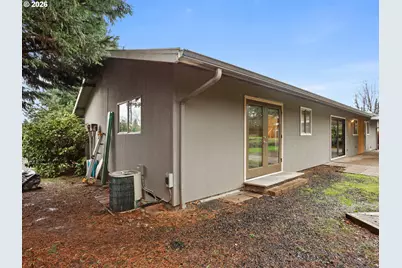 5915 SW Illinois St, Portland, OR 97221 - Photo 41