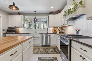 5135 N Cecelia St, Portland, OR 97203 - Photo 13