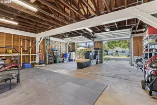 5135 N Cecelia St, Portland, OR 97203 - Photo 37