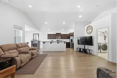 5775 Donohoe Ave, Eugene, OR 97402 - Photo 9