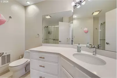 2902 SW Orchard Hill Pl, Lake Oswego, OR 97035 - Photo 21