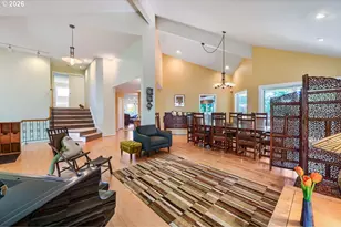 2902 SW Orchard Hill Pl, Lake Oswego, OR 97035 - Photo 5
