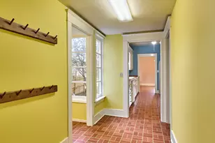 216 S James St, Silverton, OR 97381 - Photo 23