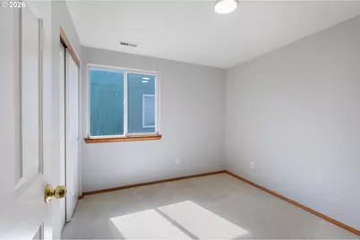 7027 SE 78th Ave, Portland, OR 97206 - Photo 27