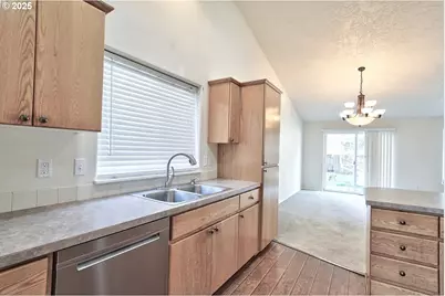 1424 Mt View Ln, Molalla, OR 97038 - Photo 7