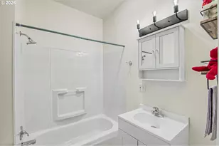 405 NE 86th Ave, Portland, OR 97220 - Photo 27