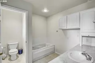 405 NE 86th Ave, Portland, OR 97220 - Photo 25