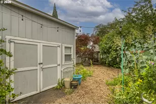 405 NE 86th Ave, Portland, OR 97220 - Photo 39