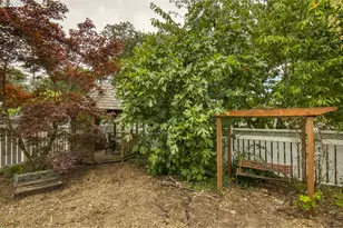 405 NE 86th Ave, Portland, OR 97220 - Photo 43