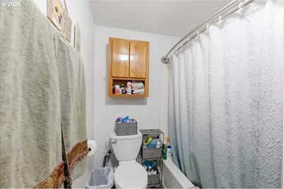 42801 Island Inn Dr, Lebanon, OR 97355 - Photo 23