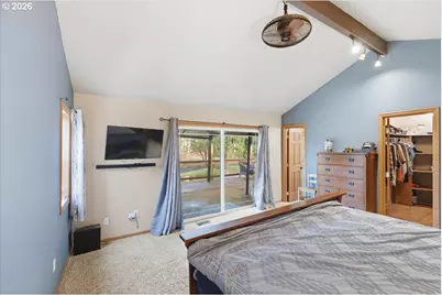 42801 Island Inn Dr, Lebanon, OR 97355 - Photo 11