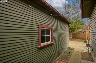 3424 NE Halsey (Dead End) St, Portland, OR 97232 - Photo 23