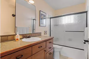 2345 NE Ridgewood Dr, Portland, OR 97212 - Photo 25