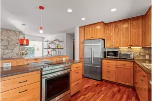 2345 NE Ridgewood Dr, Portland, OR 97212 - Photo 19