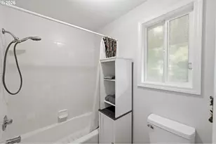 1360 SW 2nd St, McMinnville, OR 97128 - Photo 25