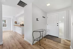 1360 SW 2nd St, McMinnville, OR 97128 - Photo 5