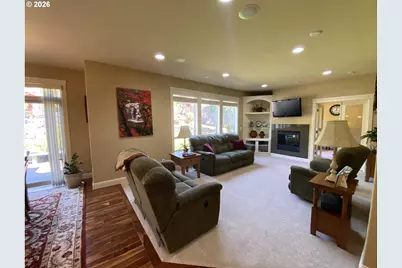 545 E 18th St, La Center, WA 98629 - Photo 9