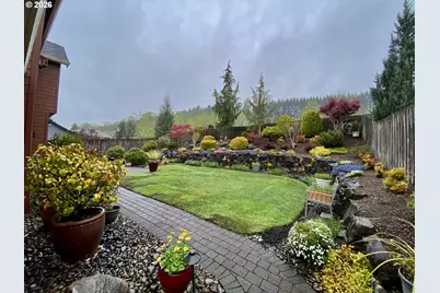 545 E 18th St, La Center, WA 98629 - Photo 27