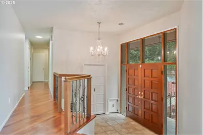 2327 Lynnwood Dr, Longview, WA 98632 - Photo 5