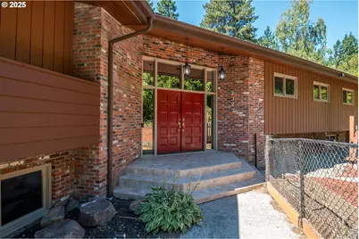 2327 Lynnwood Dr, Longview, WA 98632 - Photo 3