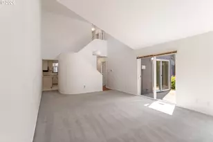 17650 NW Rolling Hill Ln, Beaverton, OR 97006 - Photo 11