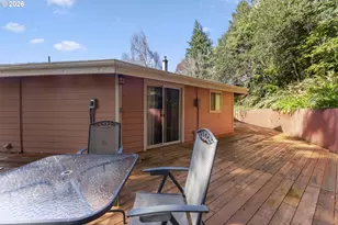 2453 Stephanie Ln, North Bend, OR 97459 - Photo 37