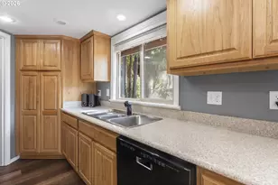 2453 Stephanie Ln, North Bend, OR 97459 - Photo 13