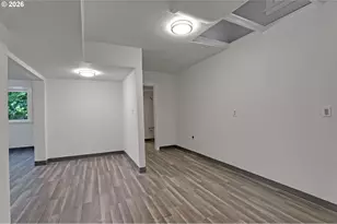 2160 SW Kings Ct, Portland, OR 97205 - Photo 27