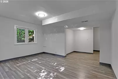 2160 SW Kings Ct, Portland, OR 97205 - Photo 25
