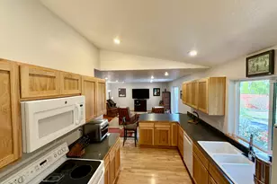 95867 Cape Ferrelo Rd, Brookings, OR 97415 - Photo 21