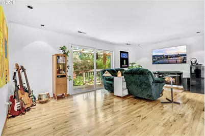 18978 Arrowwood Ave, Lake Oswego, OR 97035 - Photo 9