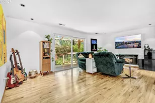 18978 Arrowwood Ave, Lake Oswego, OR 97035 - Photo 9