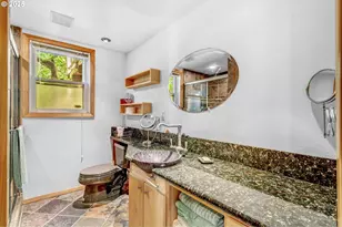 18978 Arrowwood Ave, Lake Oswego, OR 97035 - Photo 21