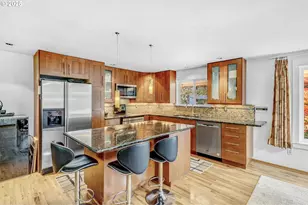 18978 Arrowwood Ave, Lake Oswego, OR 97035 - Photo 5