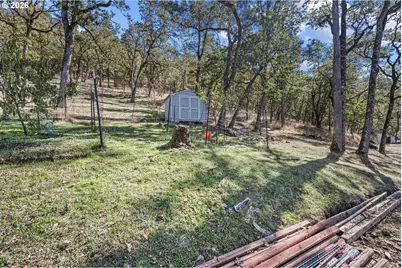 660 Elmar Dr, Winchester, OR 97495 - Photo 37