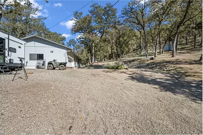 660 Elmar Dr, Winchester, OR 97495 - Photo 39